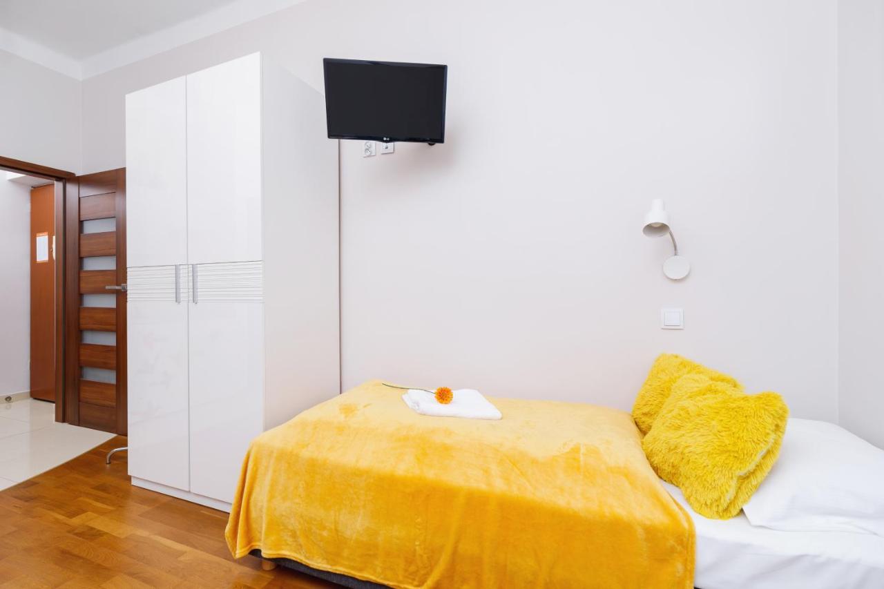 Przytulne Studio Krowoderska Krakow By Noclegi Renters Extérieur photo